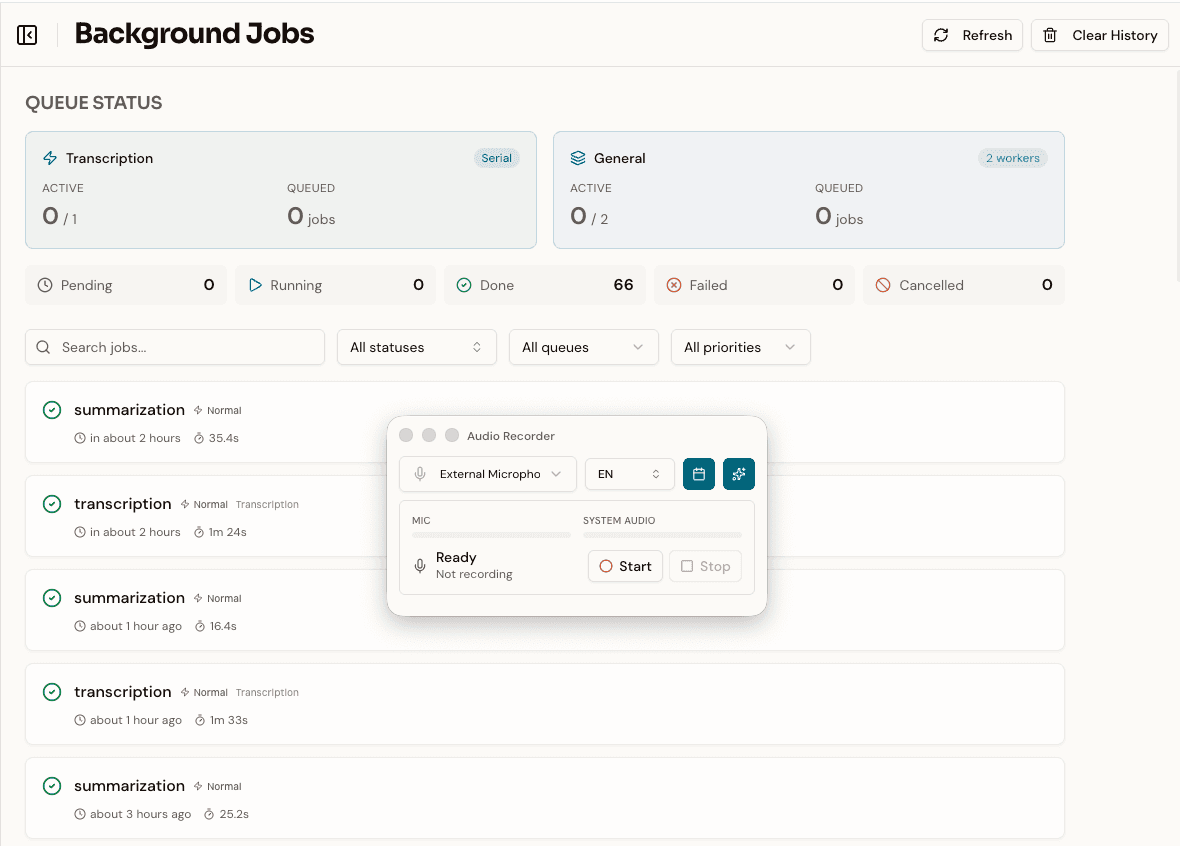 Speklo floating recorder overlay showing microphone selection, language options, and real-time audio level visualization